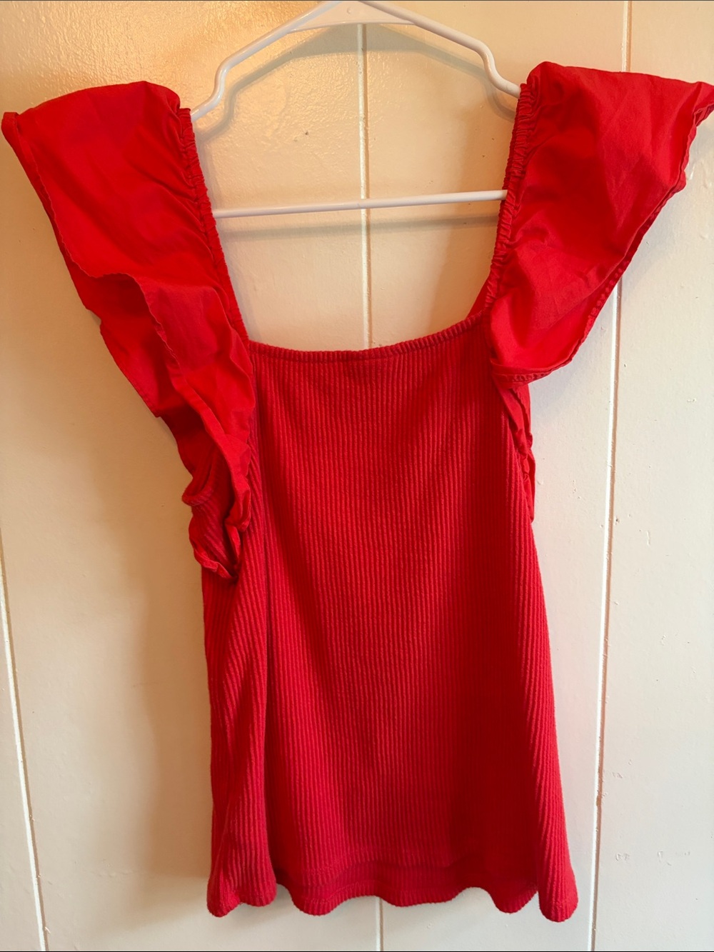 Red Ruffle-Sleeve Ribbed Tank Top - Picture 3 of 3